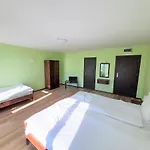 Hotel Complex Strandzhata 3*