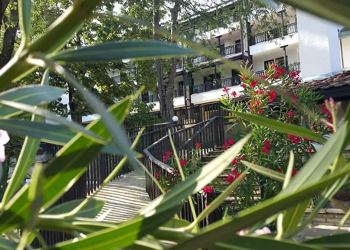 Complex Strandzhata 3*